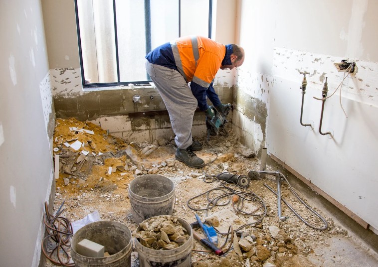 Baño antes de reforma en Zaragoza